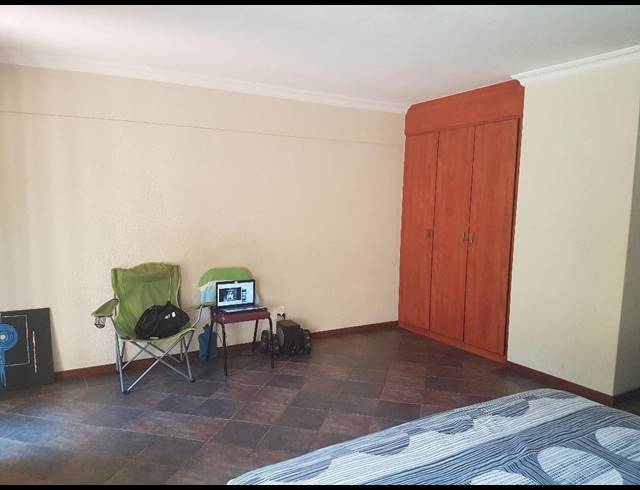 1 BEDROOM APARTMENT FOR SALE IN HATFIELD